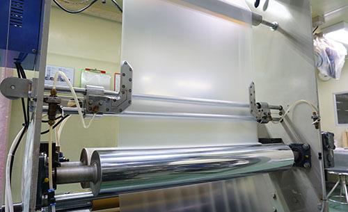 roll calendar for polishing extruded plastics sheets